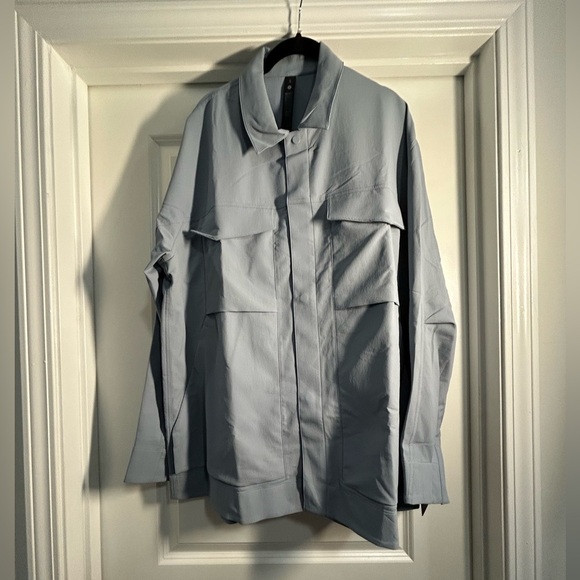 Lululemon Chambray Cargo Pocket Shirt - Picture 1 of 2